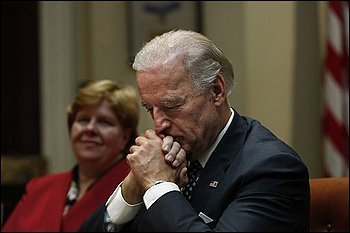 Vice president Joe Biden, joined by Council of Economic Advisers Chair Christina Romer, left, responds to news that the nation's unemployment rate rose in September, Friday, Oct. 2, 2009, during a meeting of his Middle Class Task Force in the Roosevelt Room of the White House in Washington. (AP Photo/J. Scott Applewhite)